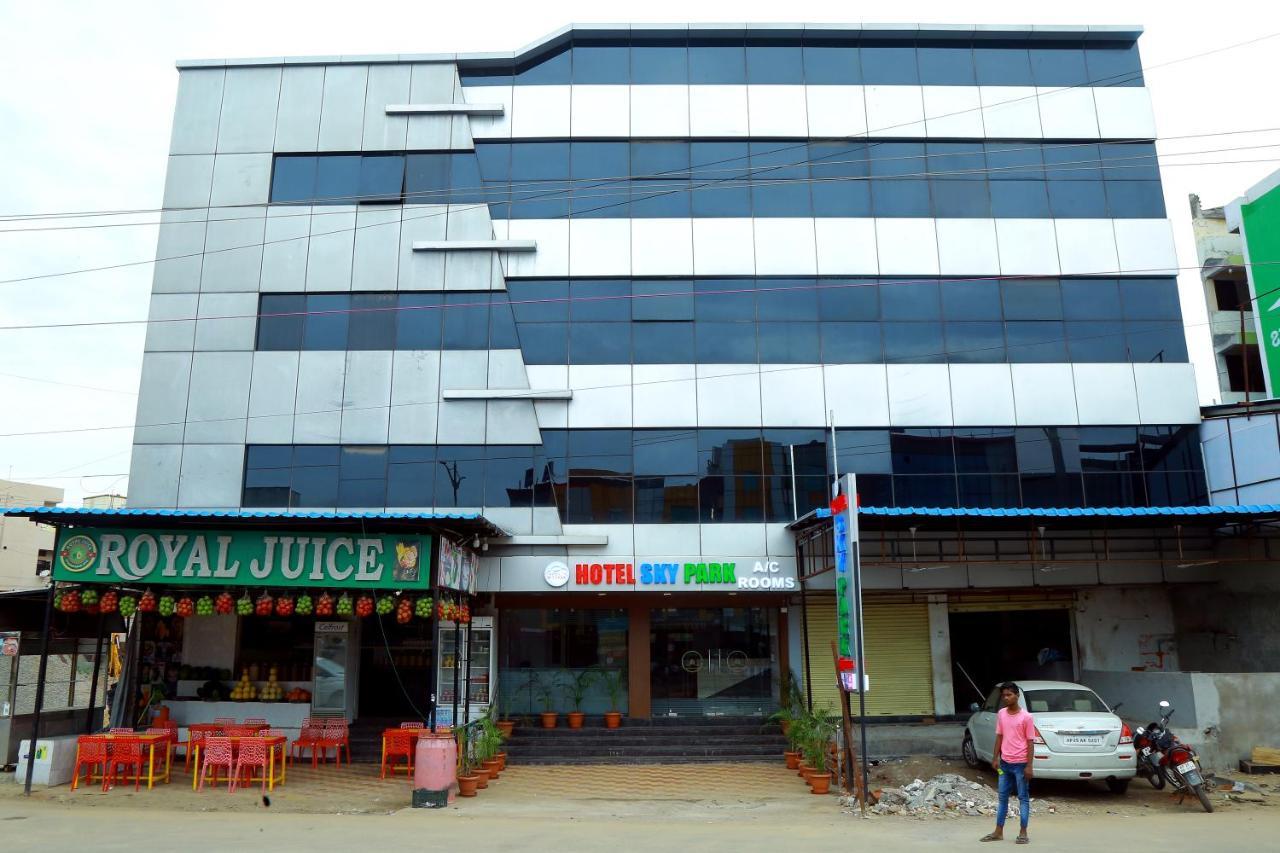 Hotel Sky Park Shamshabad Exterior foto