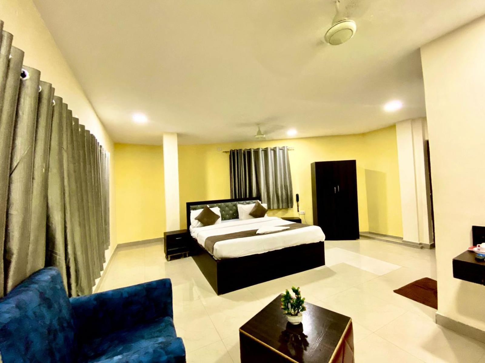 Hotel Sky Park Shamshabad Exterior foto
