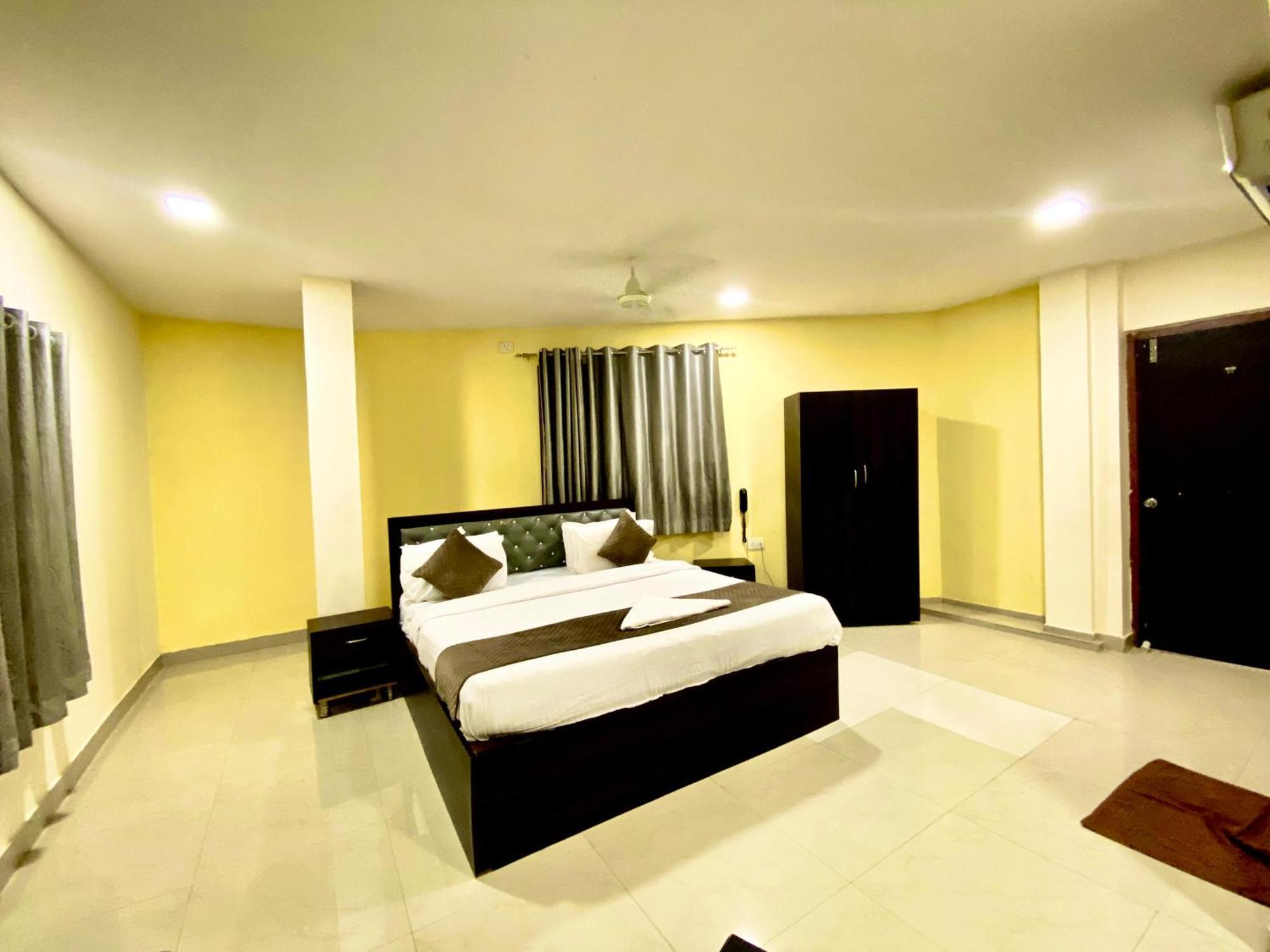 Hotel Sky Park Shamshabad Exterior foto